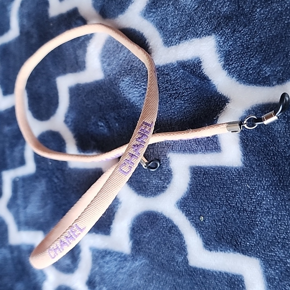 Chanel Light Lavender Purple Pink Sunglass Neck Holder